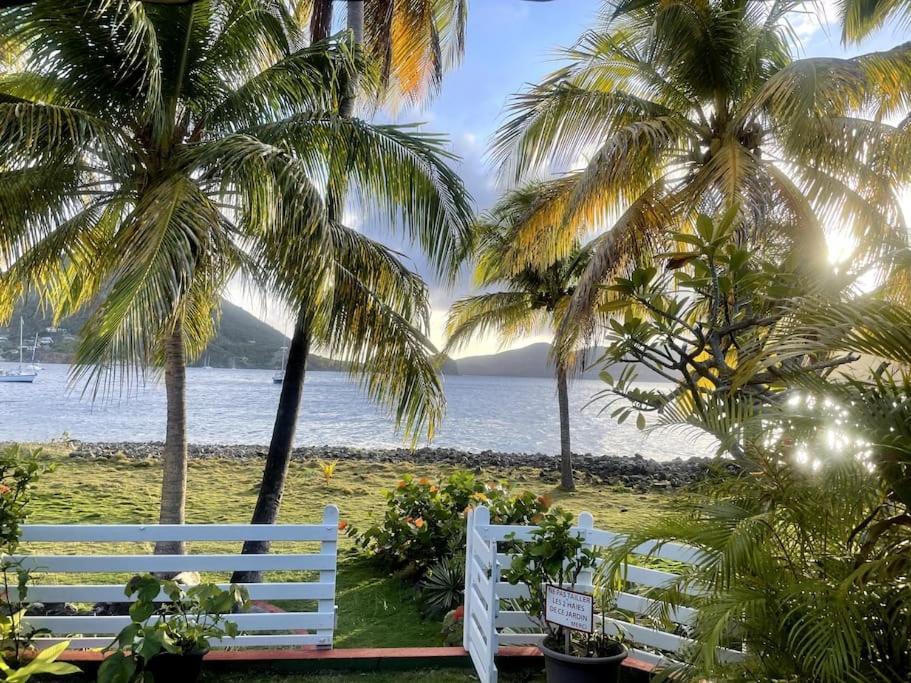 Bungalow Sucrier, Les Pieds Dans L'Eau Terre-De-Haut Extérieur photo