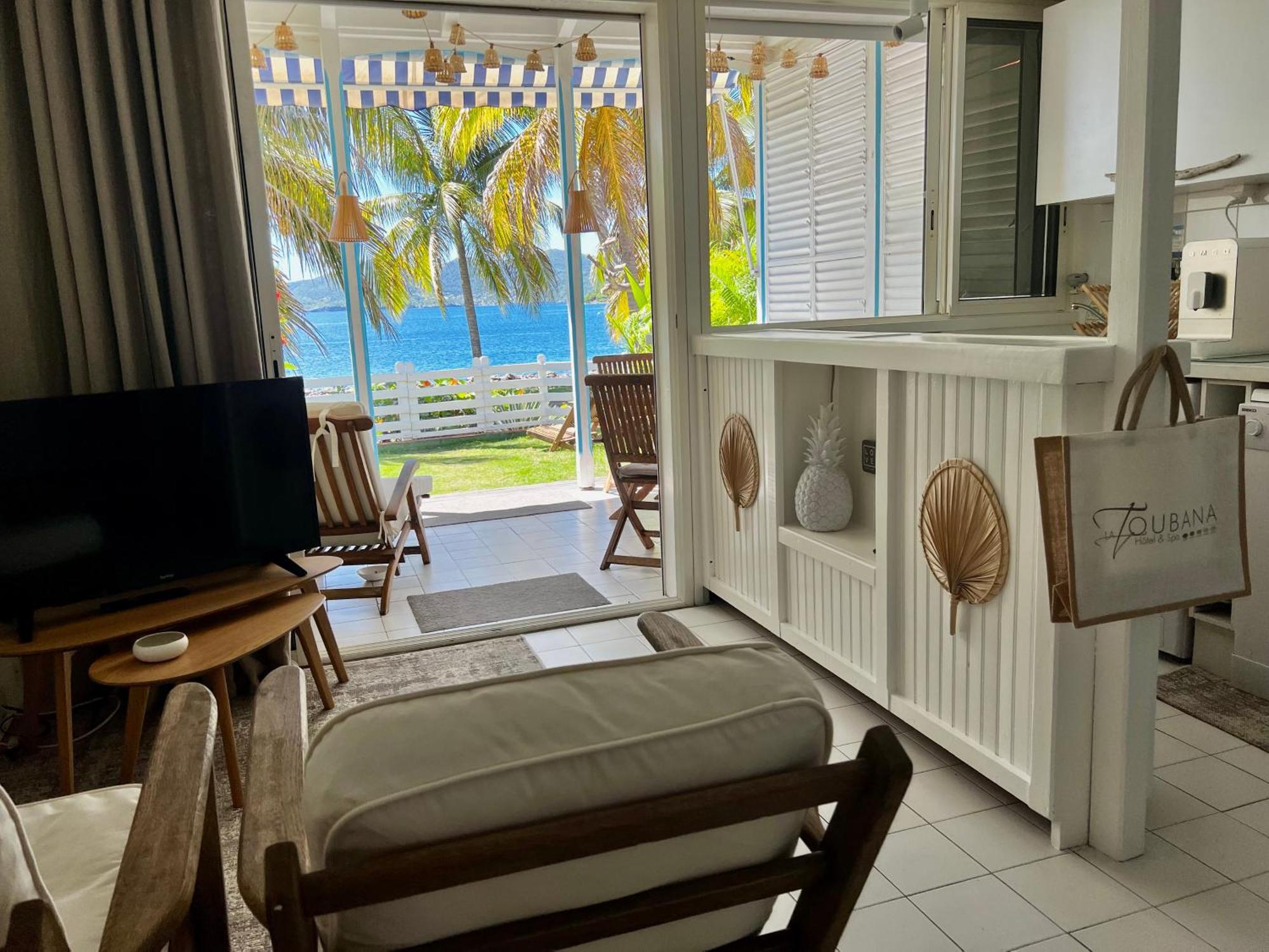 Bungalow Sucrier, Les Pieds Dans L'Eau Terre-De-Haut Extérieur photo